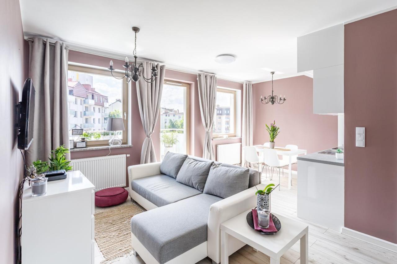 سفينويتشي Apartament "Anna" - Kwartal Rozy Wiatrow, 15 Min Spacerem Od Plazy المظهر الخارجي الصورة